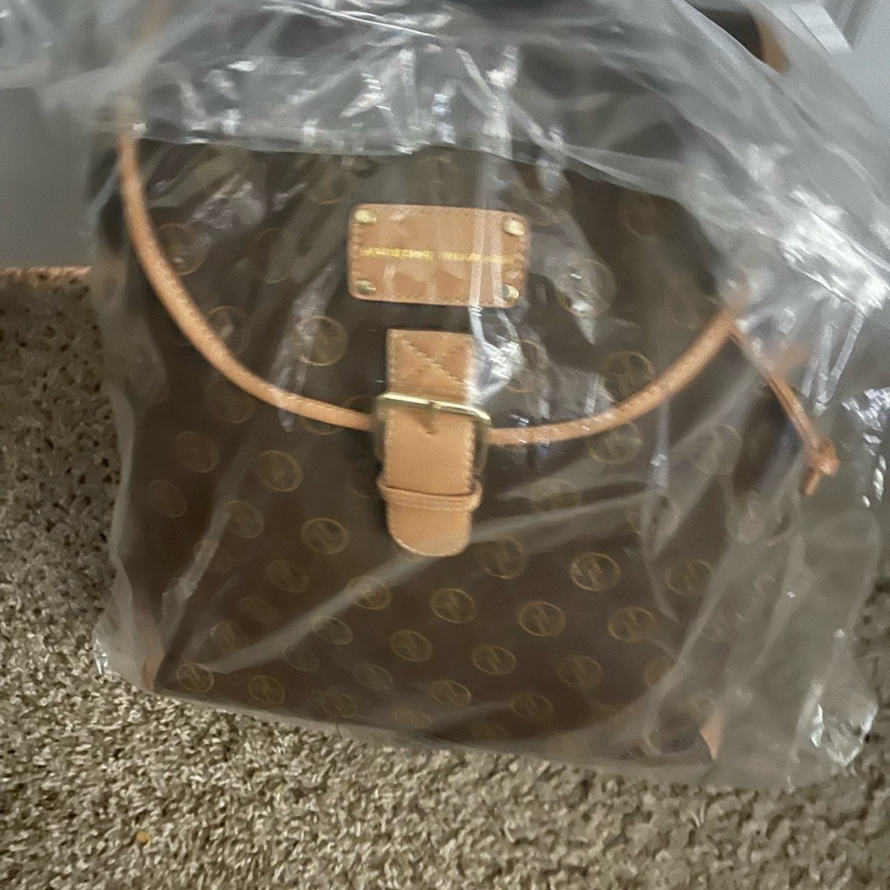 Adrienne Vittadini backpack NWT - Picture 2 of 15